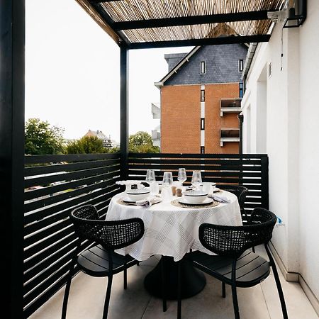 The Edgewater Suites - Skyline Namur Extérieur photo