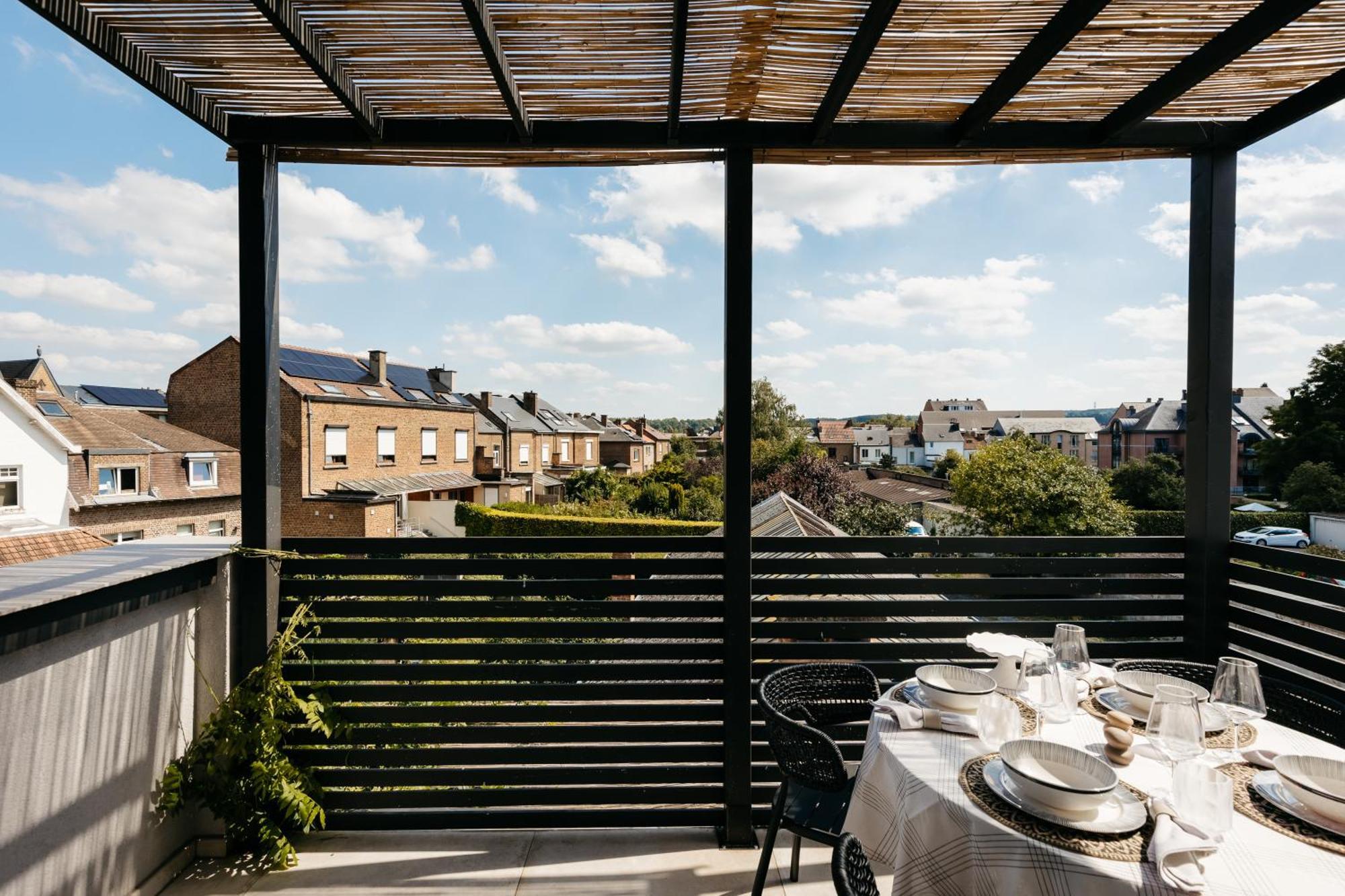 The Edgewater Suites - Skyline Namur Extérieur photo