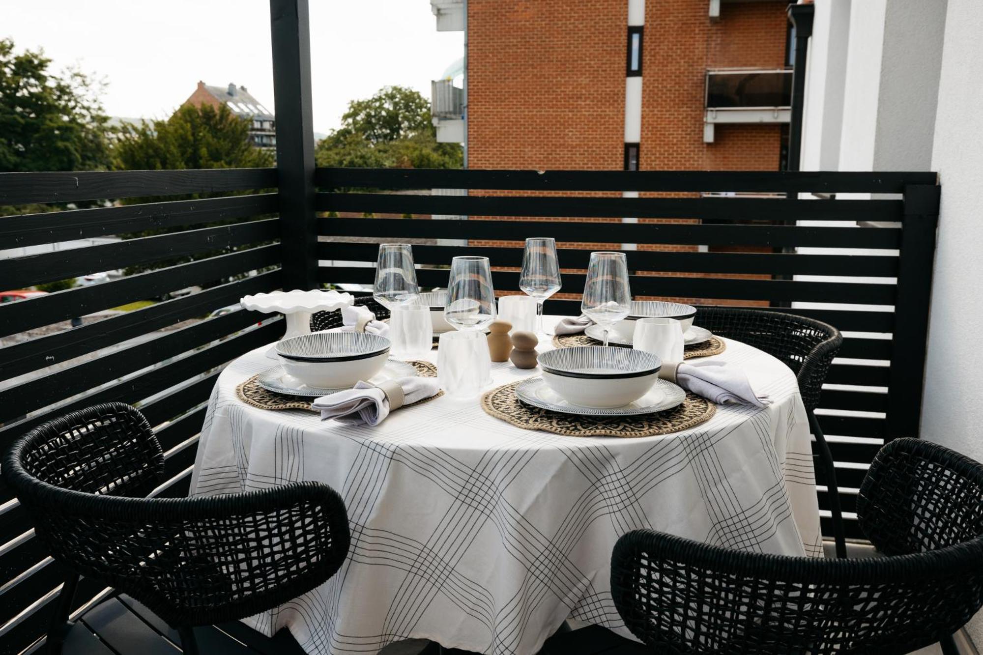 The Edgewater Suites - Skyline Namur Extérieur photo
