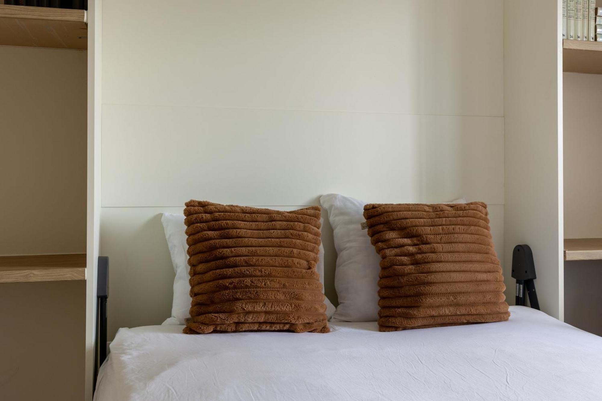 The Edgewater Suites - Skyline Namur Extérieur photo