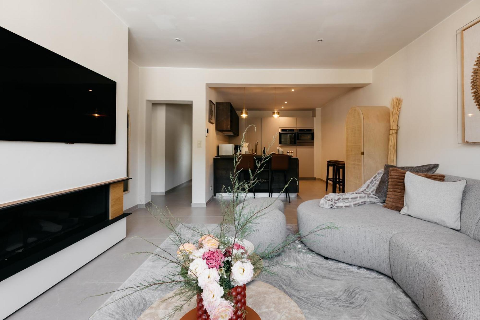 The Edgewater Suites - Skyline Namur Extérieur photo